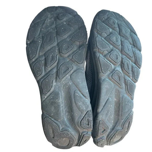 HOKA Clifton men’s sneakers- 10.5 d - Picture 3 of 6